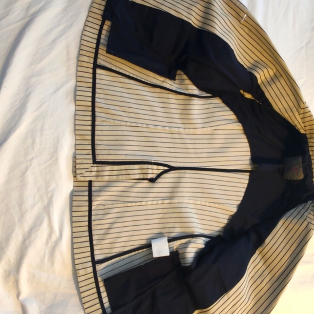 SEVENTY 19.70 Size 6 Tan and Navy Blue pinstripe Women's Blazer. - Picture 4 of 11